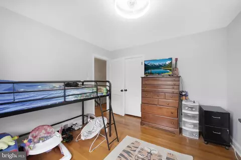 400 Division Ave NE, Washington, DC 20019 photo 9
