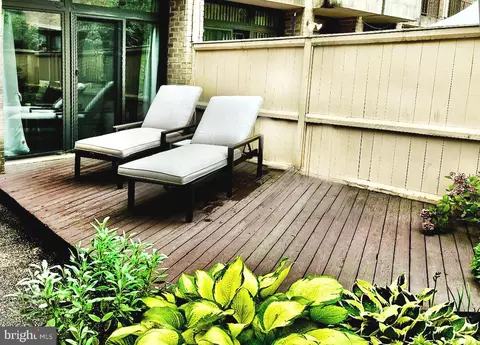 276 M St SW #276, Washington, DC 20024