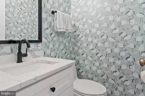 520 D St NE, Washington, DC 20002 photo 13