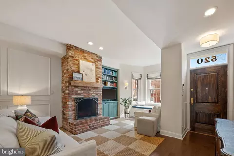 520 D St NE, Washington, DC 20002 photo 2