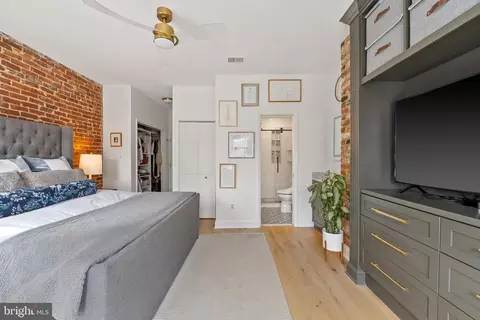 520 D St NE, Washington, DC 20002 photo 8