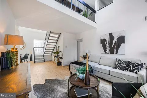3551 39th St NW #E515, Washington, DC 20016