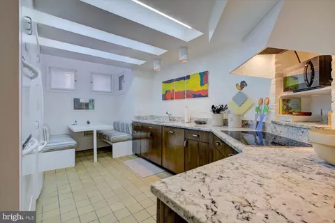 Kitchen - 515 2nd St SE, Washington, DC 20003 photo 3 of 5
