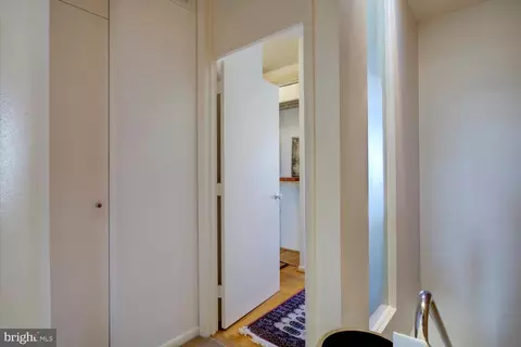 Entry Way - 515 2nd St SE, Washington, DC 20003 photo 14 of 16
