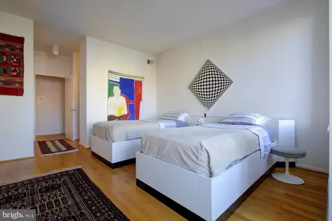 Bedroom - 515 2nd St SE, Washington, DC 20003 photo 3 of 7