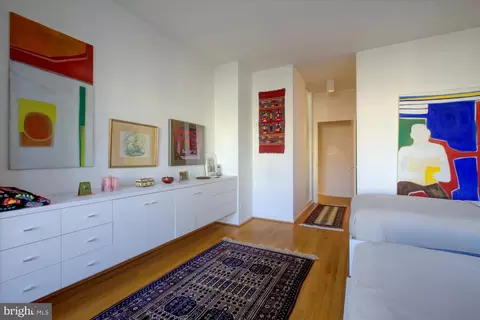 Bedroom - 515 2nd St SE, Washington, DC 20003 photo 4 of 7