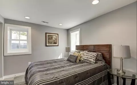 1320 I St NE, Washington, DC 20002 photo 22