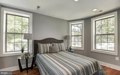 1320 I St NE, Washington, DC 20002 photo 16
