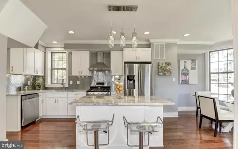 1320 I St NE, Washington, DC 20002 photo 6