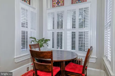 241 10th St NE, Washington, DC 20002 photo 6