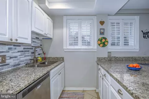 241 10th St NE, Washington, DC 20002 photo 12
