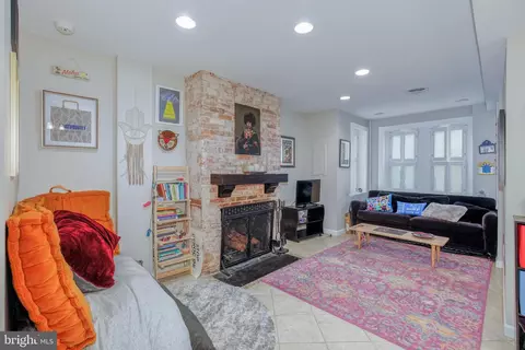 241 10th St NE, Washington, DC 20002 photo 17