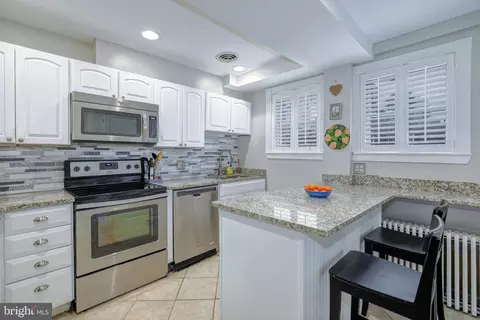 241 10th St NE, Washington, DC 20002 photo 11