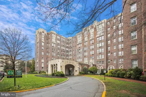 4000 Cathedral Ave NW #424B, Washington, DC 20016