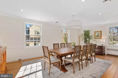 4501 Dexter St NW, Washington, DC 20007 photo 10