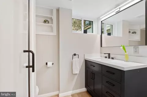 4501 Dexter St NW, Washington, DC 20007 photo 26