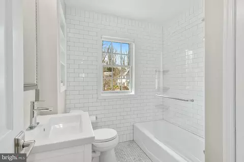 4501 Dexter St NW, Washington, DC 20007 photo 22