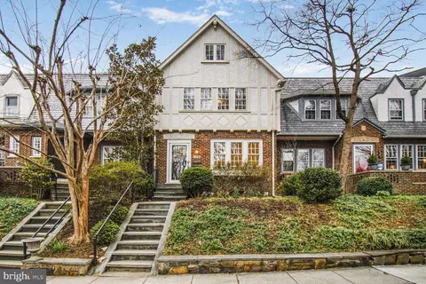 4449 Q St NW, Washington, DC 20007