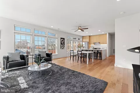 1309 E Street St SE #16, Washington, DC 20003