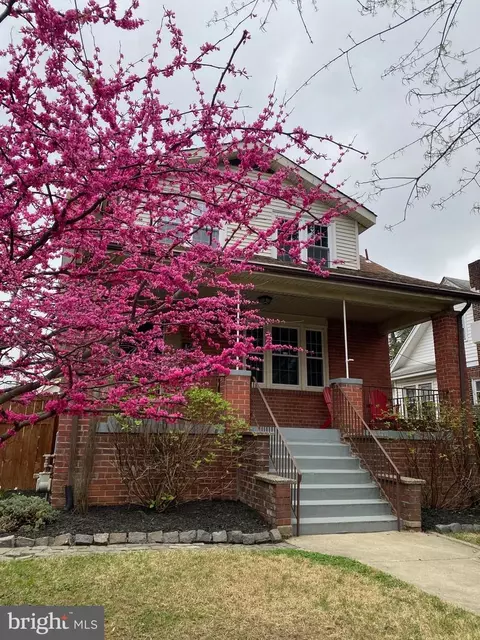 2414 32nd St SE, Washington, DC 20020