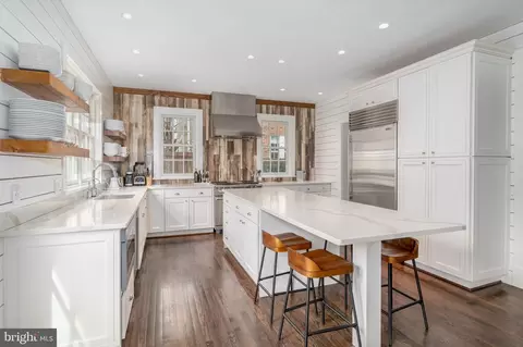 2716 36th Pl NW, Washington, DC 20007 photo 14