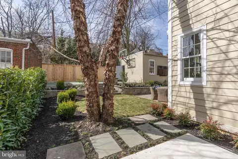 2716 36th Pl NW, Washington, DC 20007 photo 47