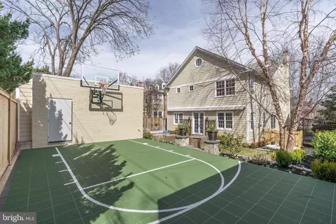2716 36th Pl NW, Washington, DC 20007 photo 45