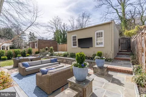 2716 36th Pl NW, Washington, DC 20007 photo 43