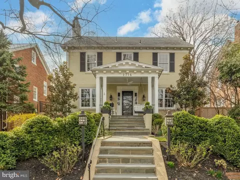 2716 36th Pl NW, Washington, DC 20007