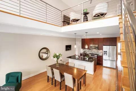 Dining - 1402 K St SE #2, Washington, DC 20003 photo 4 of 4