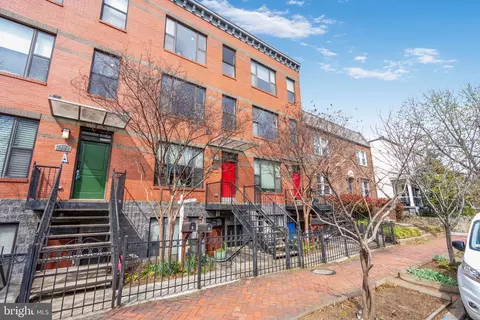 Exterior - 1402 K St SE #2, Washington, DC 20003 photo 6 of 6