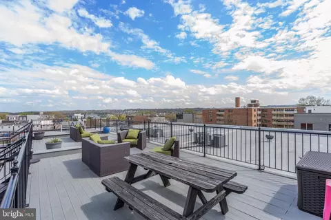 Exterior - 1402 K St SE #2, Washington, DC 20003 photo 4 of 6