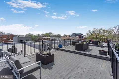 Exterior - 1402 K St SE #2, Washington, DC 20003 photo 3 of 6