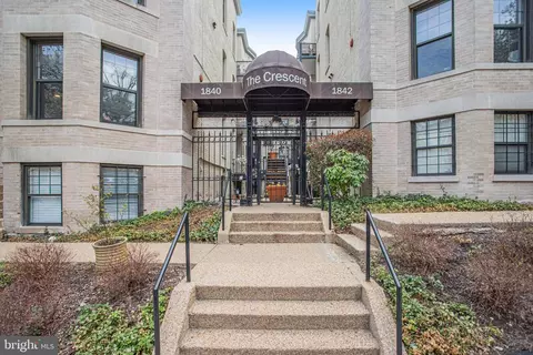 1840 California St NW #8, Washington, DC 20009
