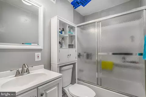 1633 D St SE, Washington, DC 20003 photo 34