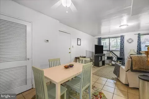 1633 D St SE, Washington, DC 20003 photo 17