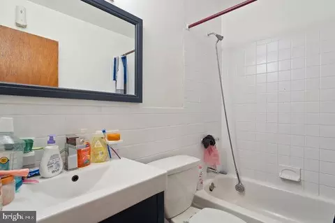 1633 D St SE, Washington, DC 20003 photo 33