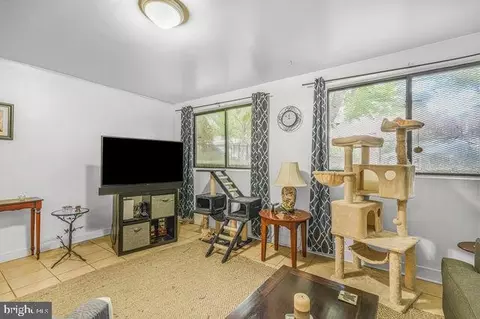 1633 D St SE, Washington, DC 20003 photo 11