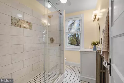 514 15th St SE, Washington, DC 20003 photo 24