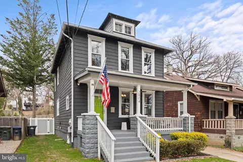 2804 Myrtle Ave NE, Washington, DC 20018