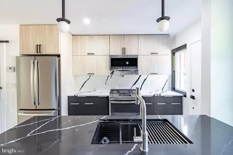 Kitchen - 1907 D St NE, Washington, DC 20002 photo 4 of 4