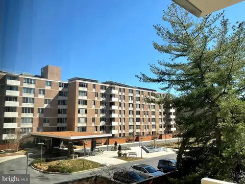 2939 Van Ness St NW #731, Washington, DC 20008