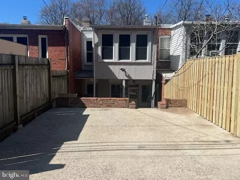 Exterior - 2019 37th St NW, Washington, DC 20007 photo 3 of 3