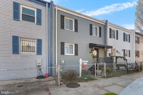 1643 11th Pl NE, Washington, DC 20002 photo 3