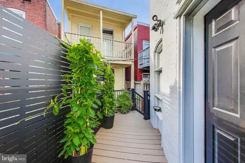 Exterior - 1415 G St SE, Washington, DC 20003 photo 4 of 7