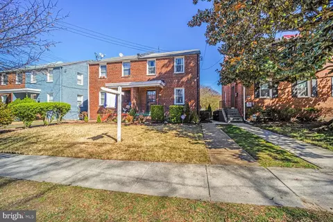4925 11th St NE, Washington, DC 20017