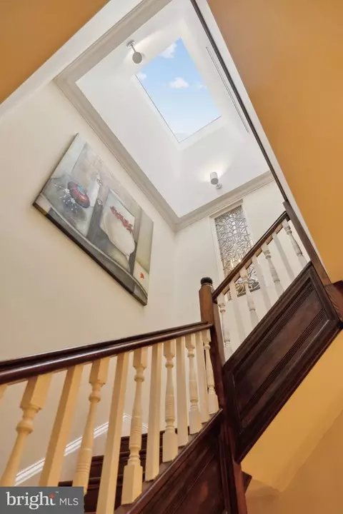2014 R St NW, Washington, DC 20009 photo 30