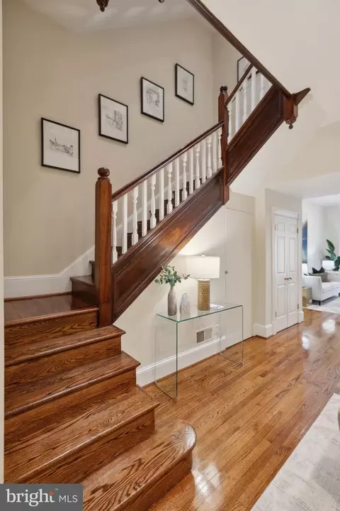 2014 R St NW, Washington, DC 20009 photo 17