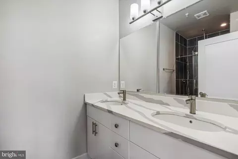 Bath - 4923 12 A St SE, Washington, DC 20019 photo 3 of 4