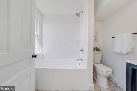 106 3rd St NE, Washington, DC 20002 photo 32